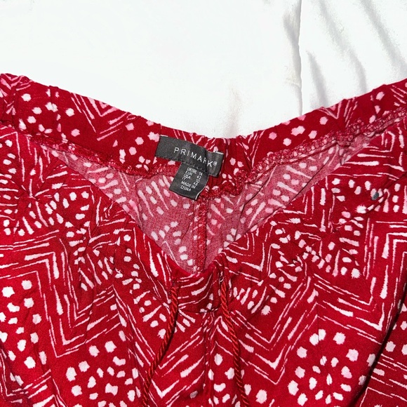 Red Patterned shorts - Picture 2 of 3